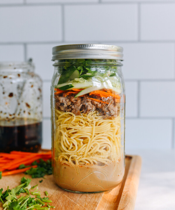 Cold Noodles in a Jar for Meal Prep