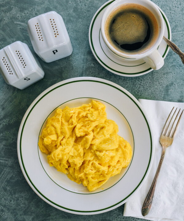 how to make perfect scrambled eggs